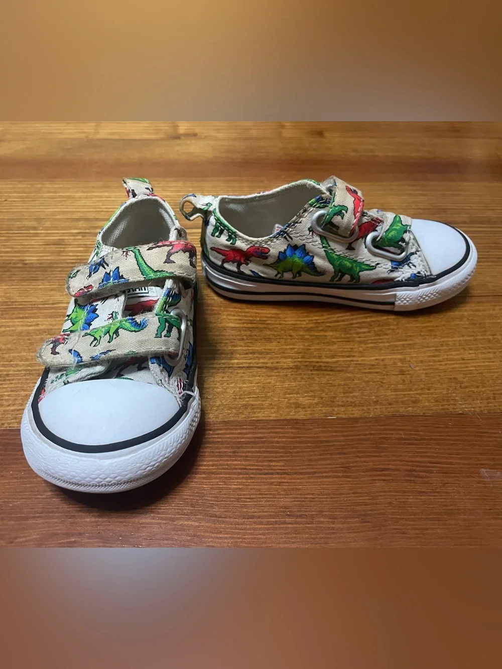 Converse Toddler Velcro Sneakers with Multicolor Dinosaur Print Size 6